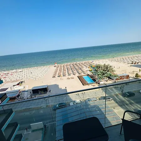 Apartment Sweet Apartment's Promenada 2